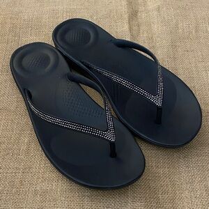 FitFlop iQushion Sparkle Ergonomic Flip Flops 39 Black